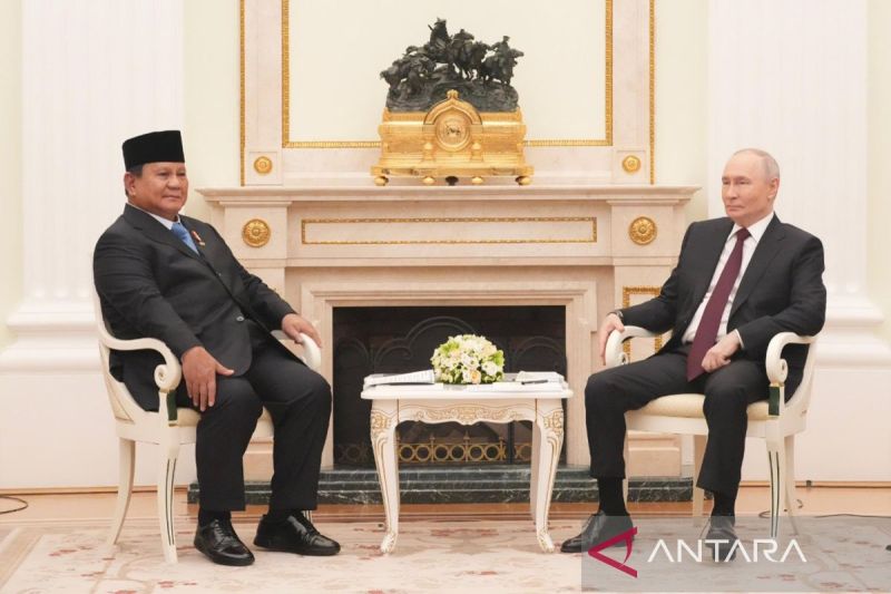 Presiden Prabowo Subianto melakukan pertemuan bilateral dengan Presiden Vladimir Putin di Istana Kremlin, Moskow, Rusia, Senin (13/4/2026). (Foto: Antara/Badan Komunikasi Pemerintah RI)