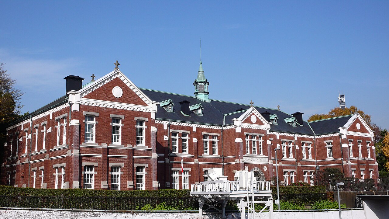 Gedung Markas Besar Pasukan Pengawal Kekaisaran yang kini menjadi gedung Museum Nasional dan Galeri Seni di Tokyo. (Foto: Wikimedia Commons)