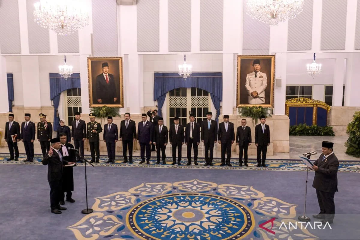 Suasana upacara pelantikan Suahasil Nazara sebagai pejabat baru Menteri Keuangan di Istana Negara, Senin (14/9/2026). (Foto: Antara/Aditya Pradana Putra)